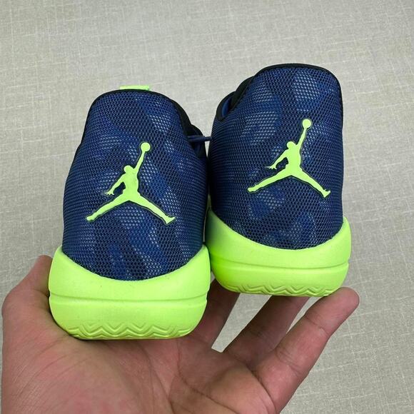 2015 Jordan Eclipse "Insignia Blue" Women 8.5 - Picture 5 of 6